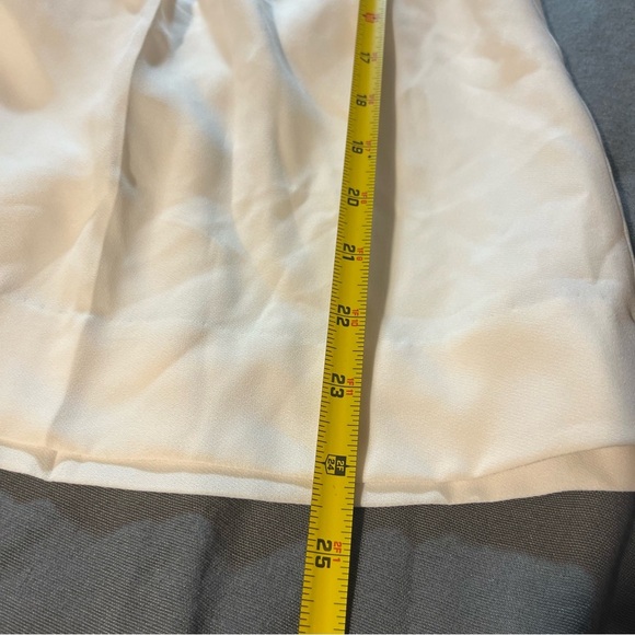 Ralph Lauren Cream Knee-length Wrap Skirt with Tie Front and Pleats - Picture 5 of 10